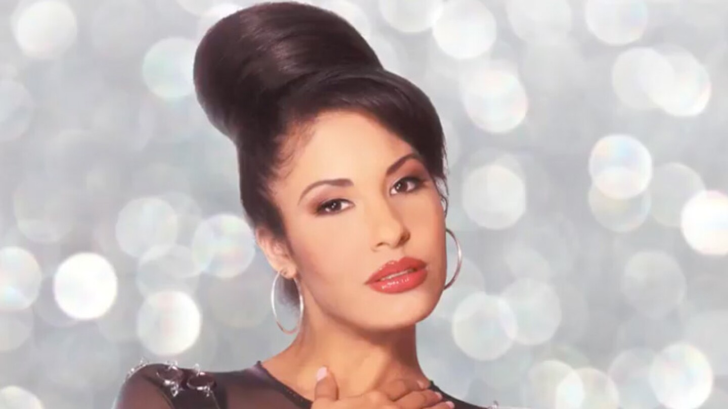 Selena Quintanilla recibe segundo Grammy en su historia