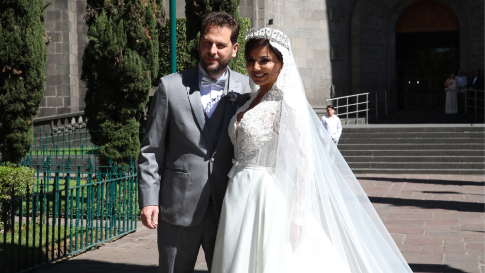 Aleida Núñez boda por la iglesia