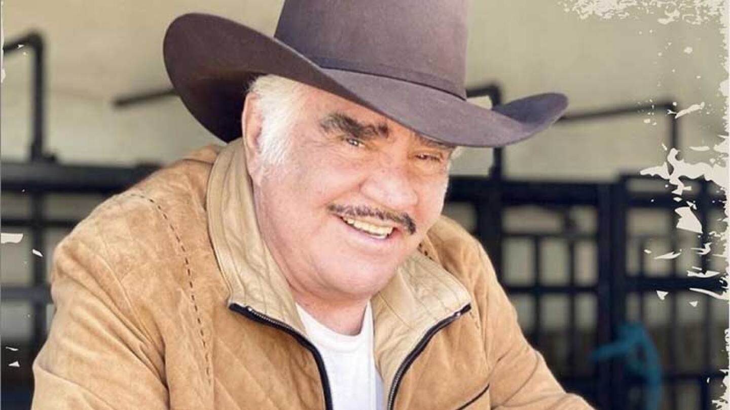 Vicente Fernández está en el hospotal