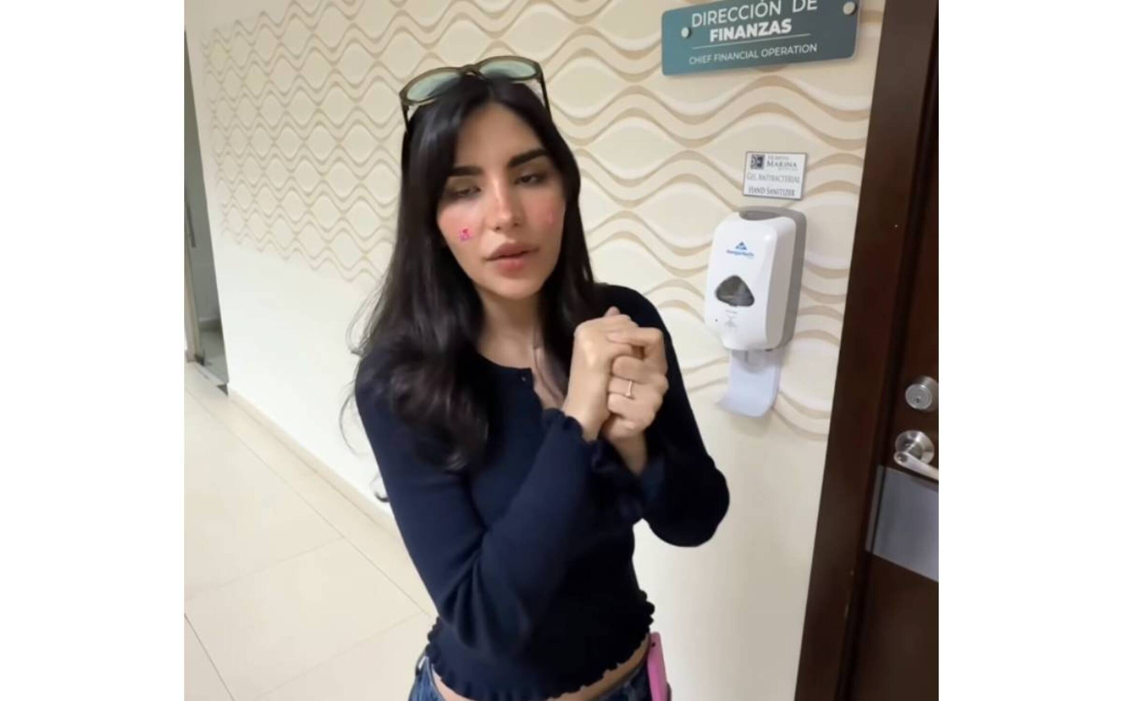 Hermana de Kimberly Loaiza