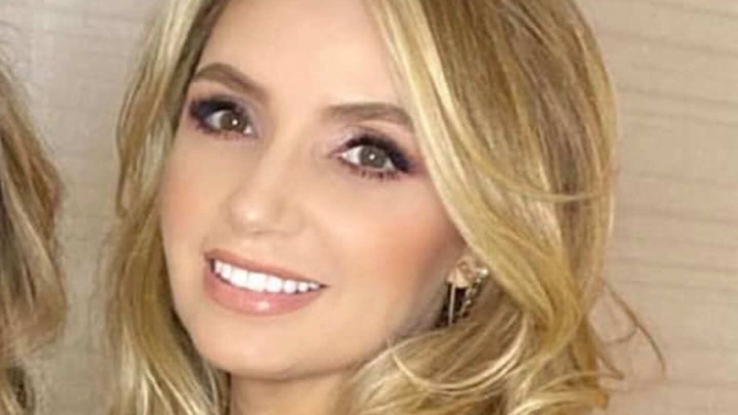 Angélica Rivera reaparece junto a su ex