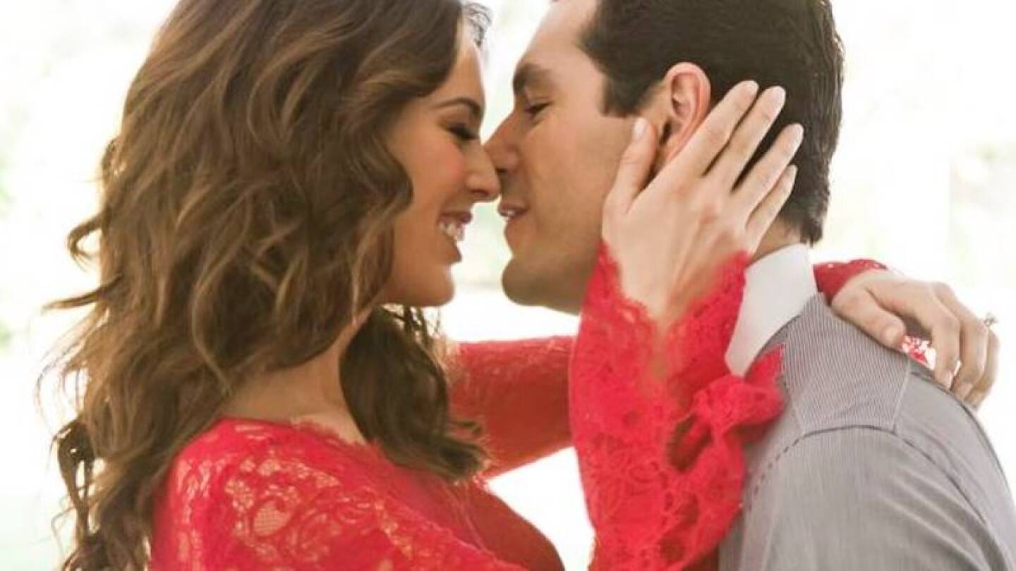 Jacky Bracamontes aniversario de bodas