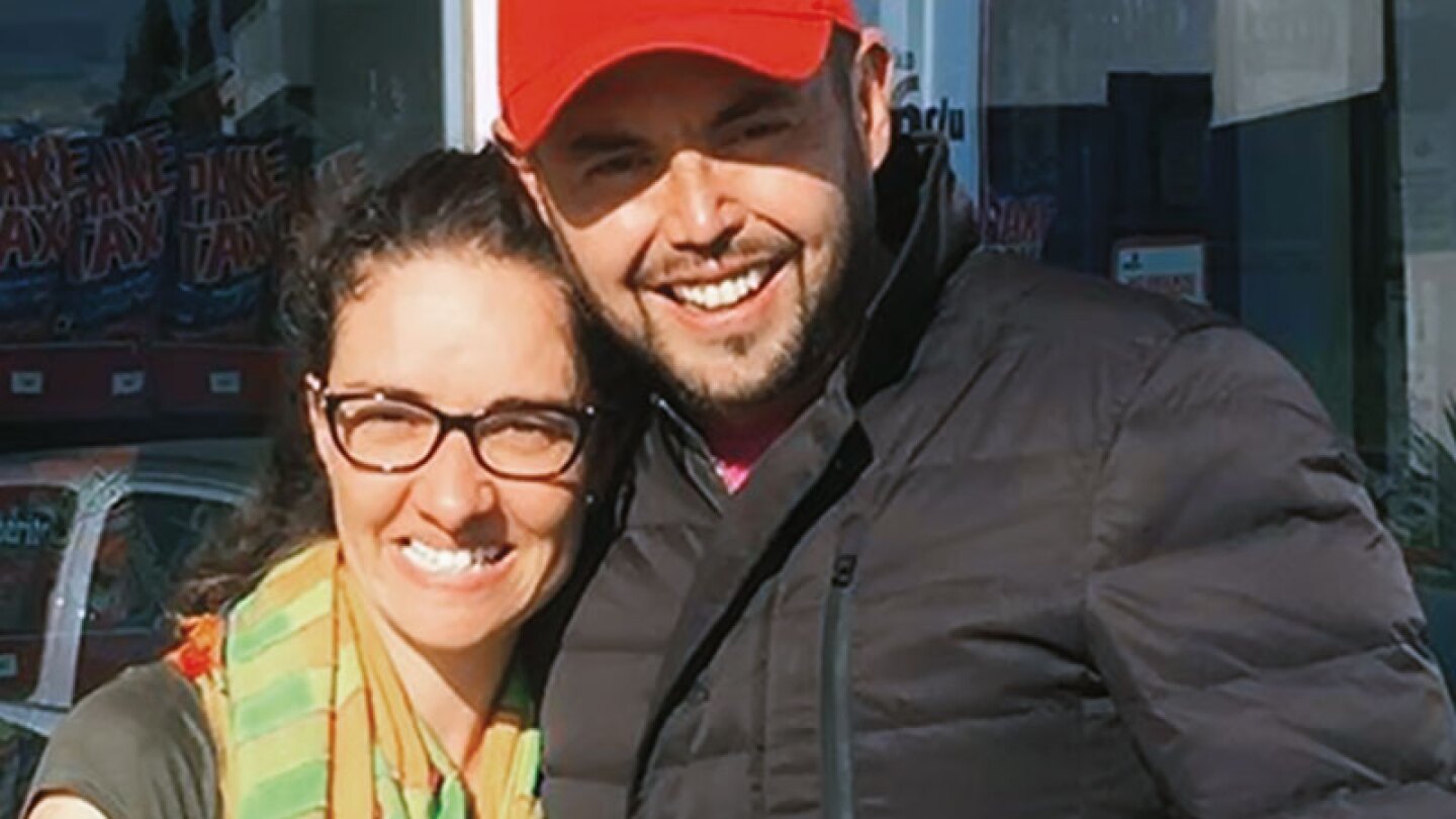 Aunque él se enamoró de esta mujer, ahora es ella quien tiene que decidirse entre su fe o lo que siente por el conductor