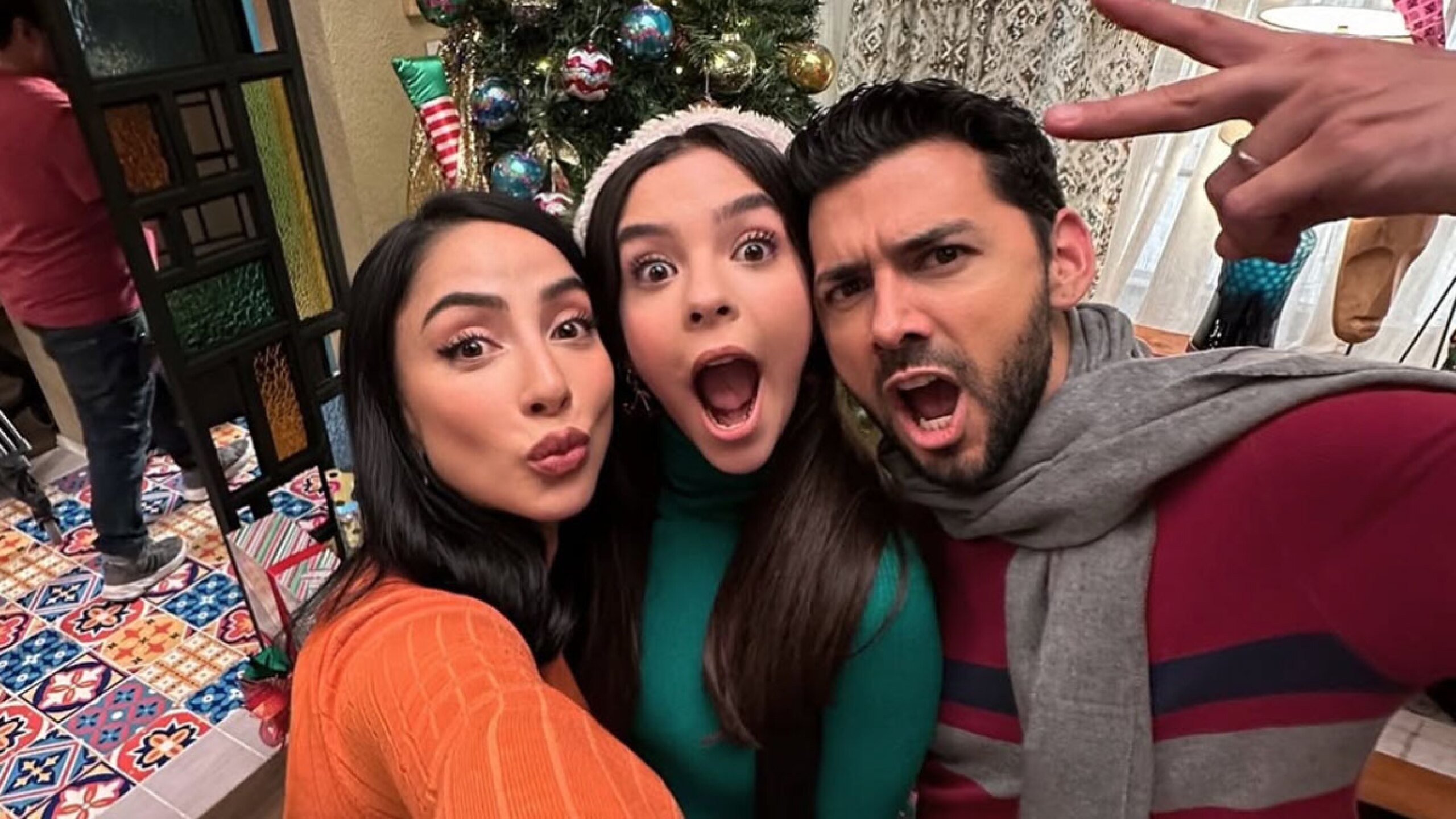 María Chacón y Miguel Martínez en Papás por conveniencia