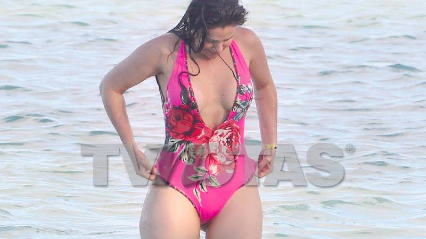 Luz Elena González de vacaciones
