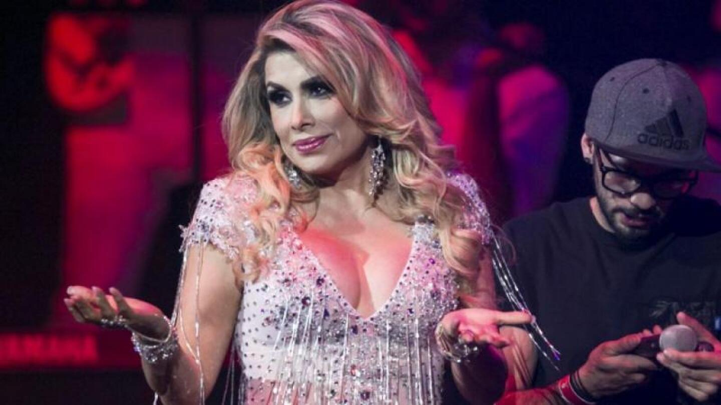 Dulce afirma que existen dos hijos de Juan Gabriel ocultos