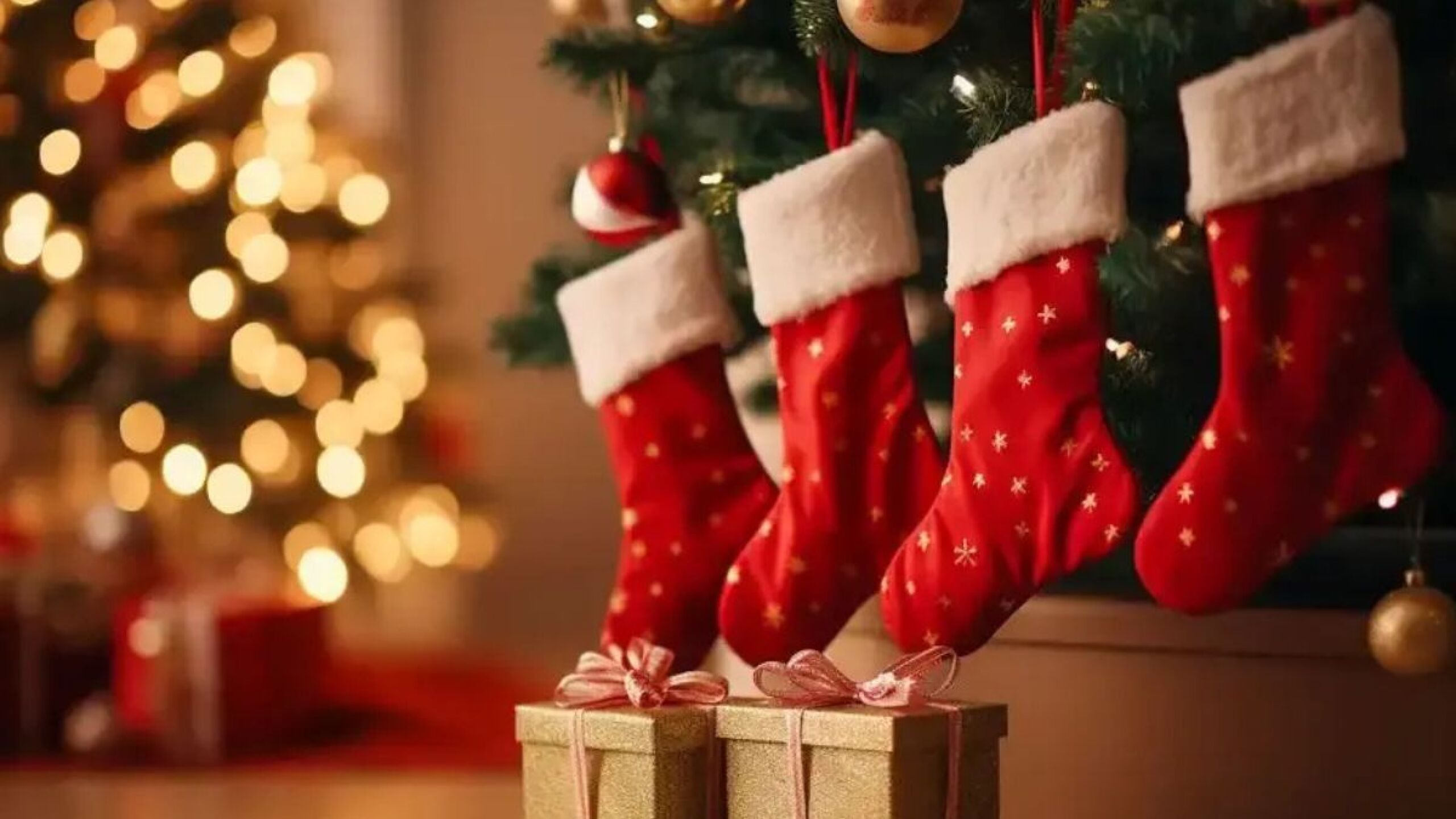 Juegos para disfrutar en familia en la cena de Navidad 2024