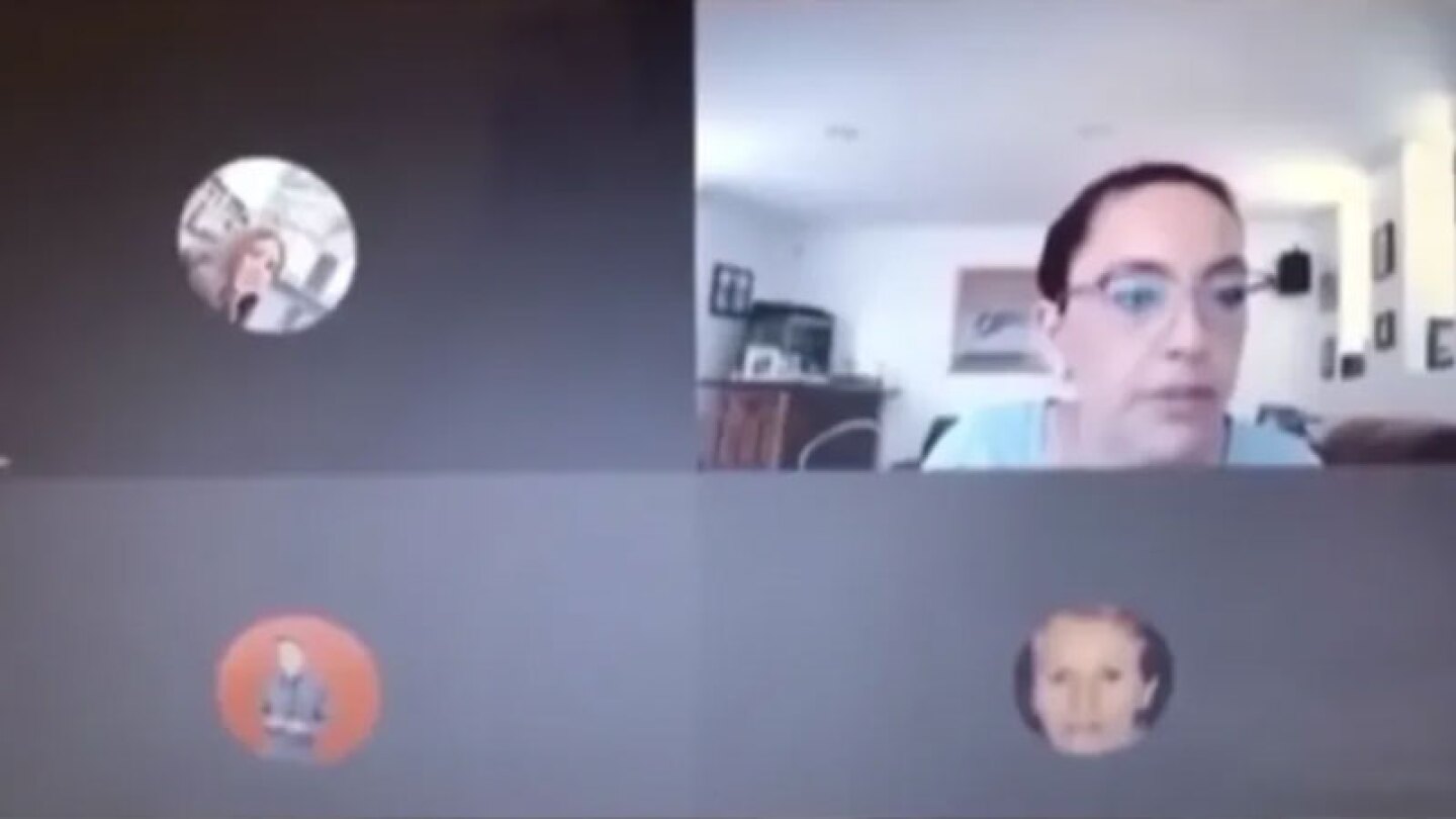 maestra videollamada insultos alumnos