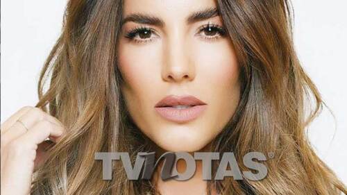 Gaby Espino luce cuerpazo en la playa a sus 43 años