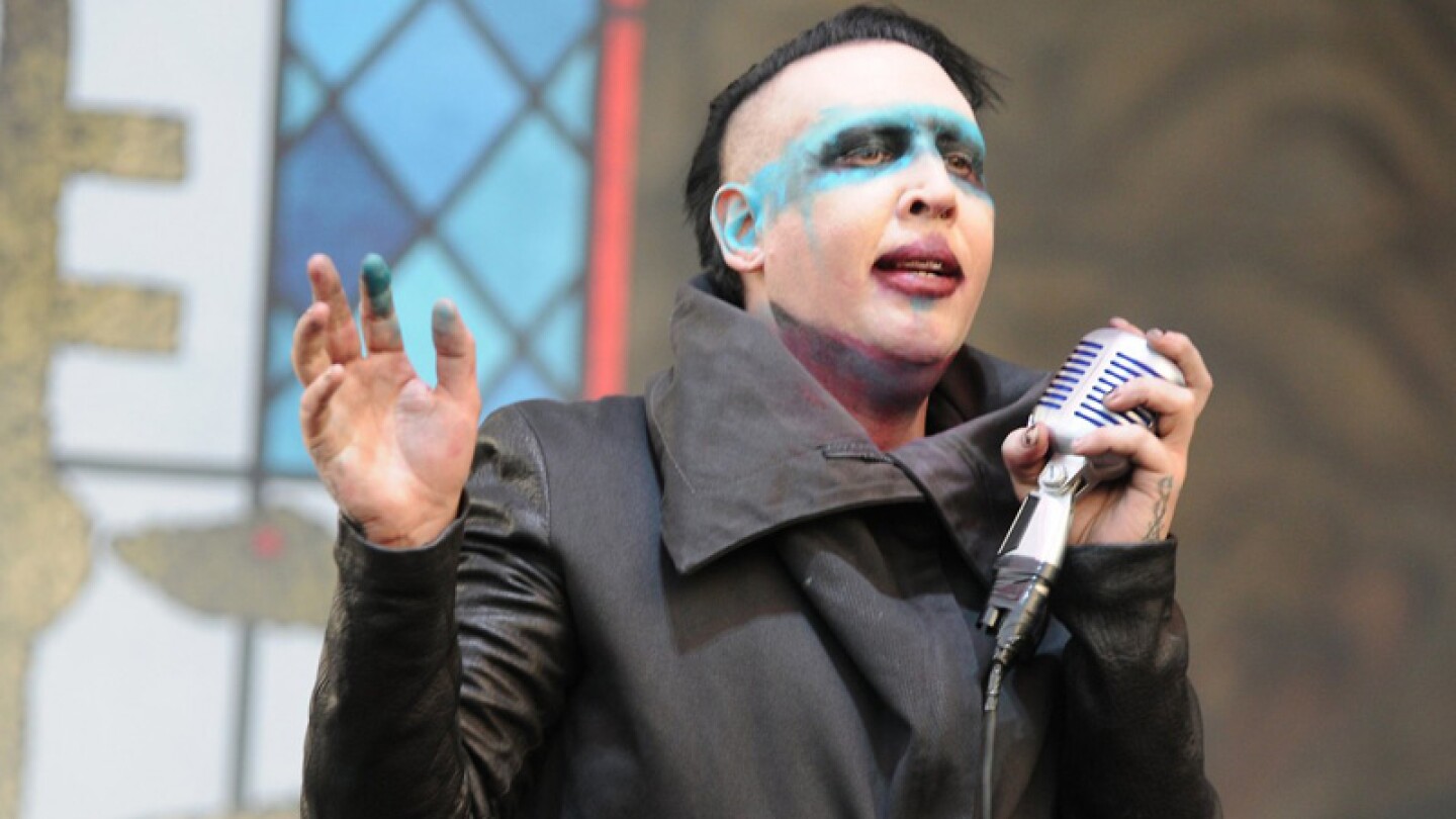 Marilyn Manson termina inconsciente durante concierto en Houston