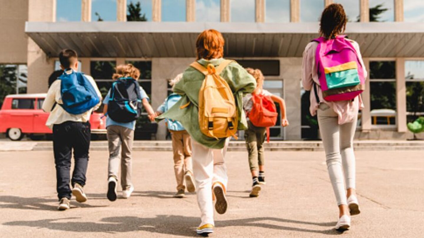 SEP plantea ampliar horario de escuelas públicas entre seis y ocho horas