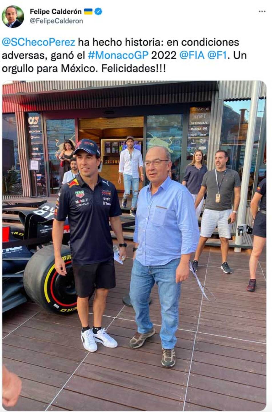 Checo Pérez celebra triunfo con Felipe Calderón en Mónaco con clavado