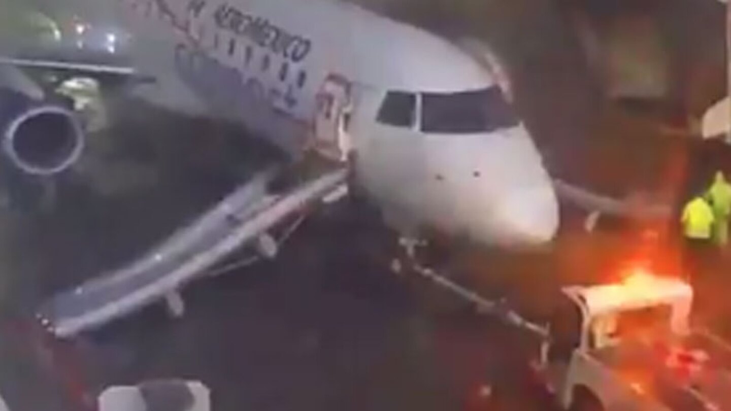 En la aeronave Connect Embraer 190 se activó la alarma de fuego.