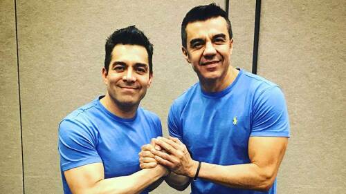 Omar Chaparro festejó a Adrian Uribe.