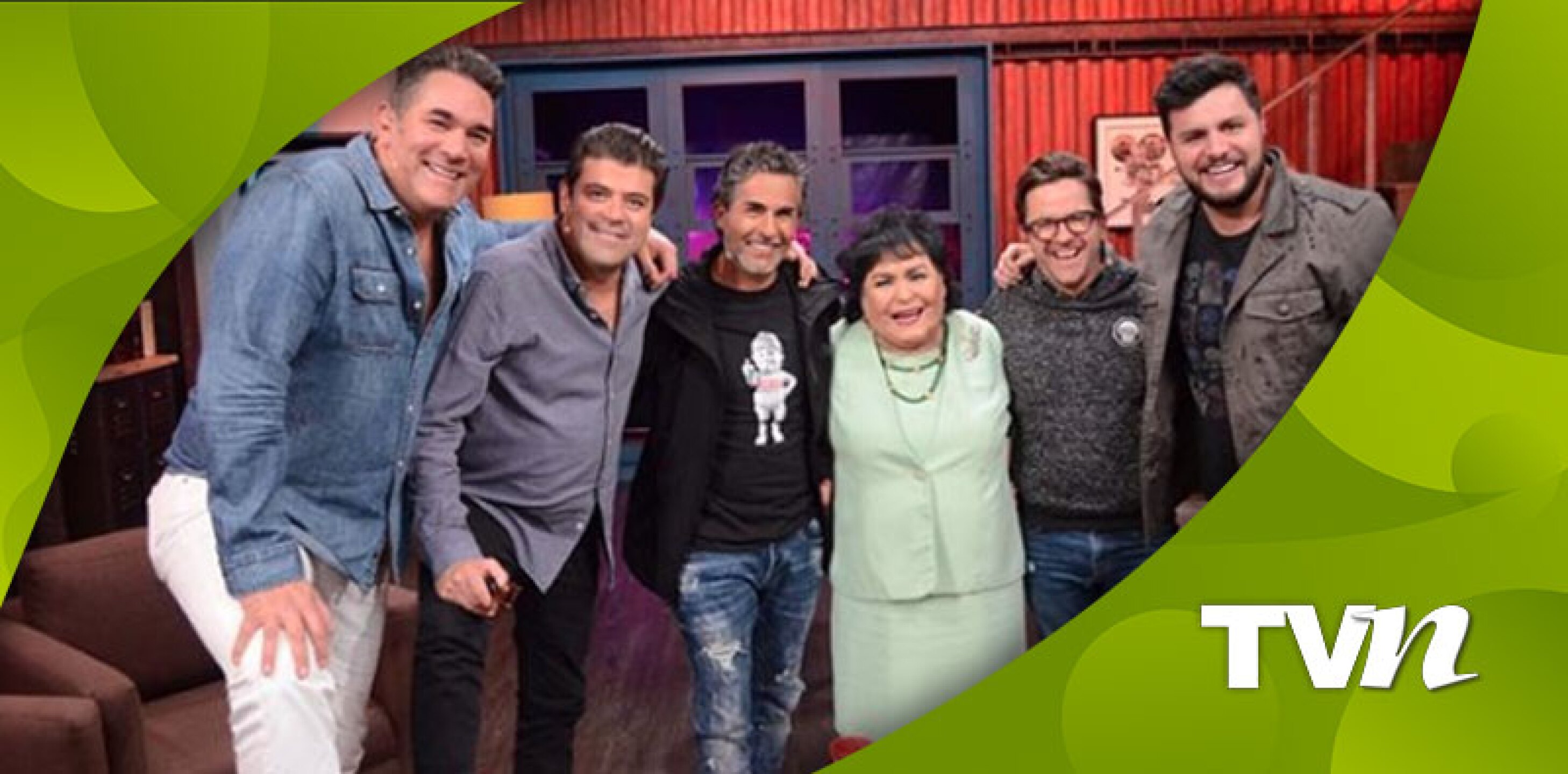 Carmen Salinas revela que Eduardo Santamarina está bien dotado