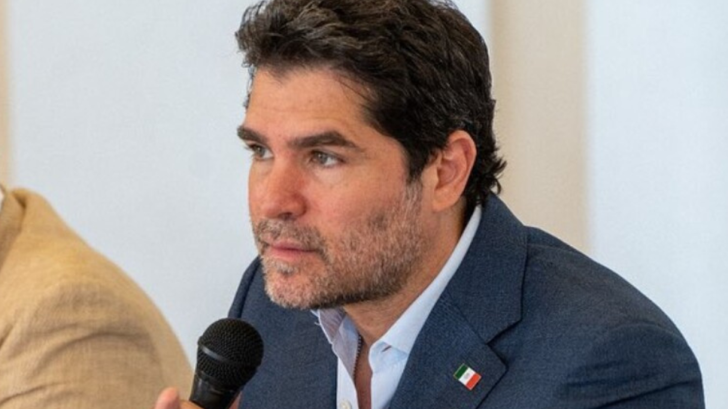 Eduardo Verástegui habla de su supuesto romance con Ricky Martín