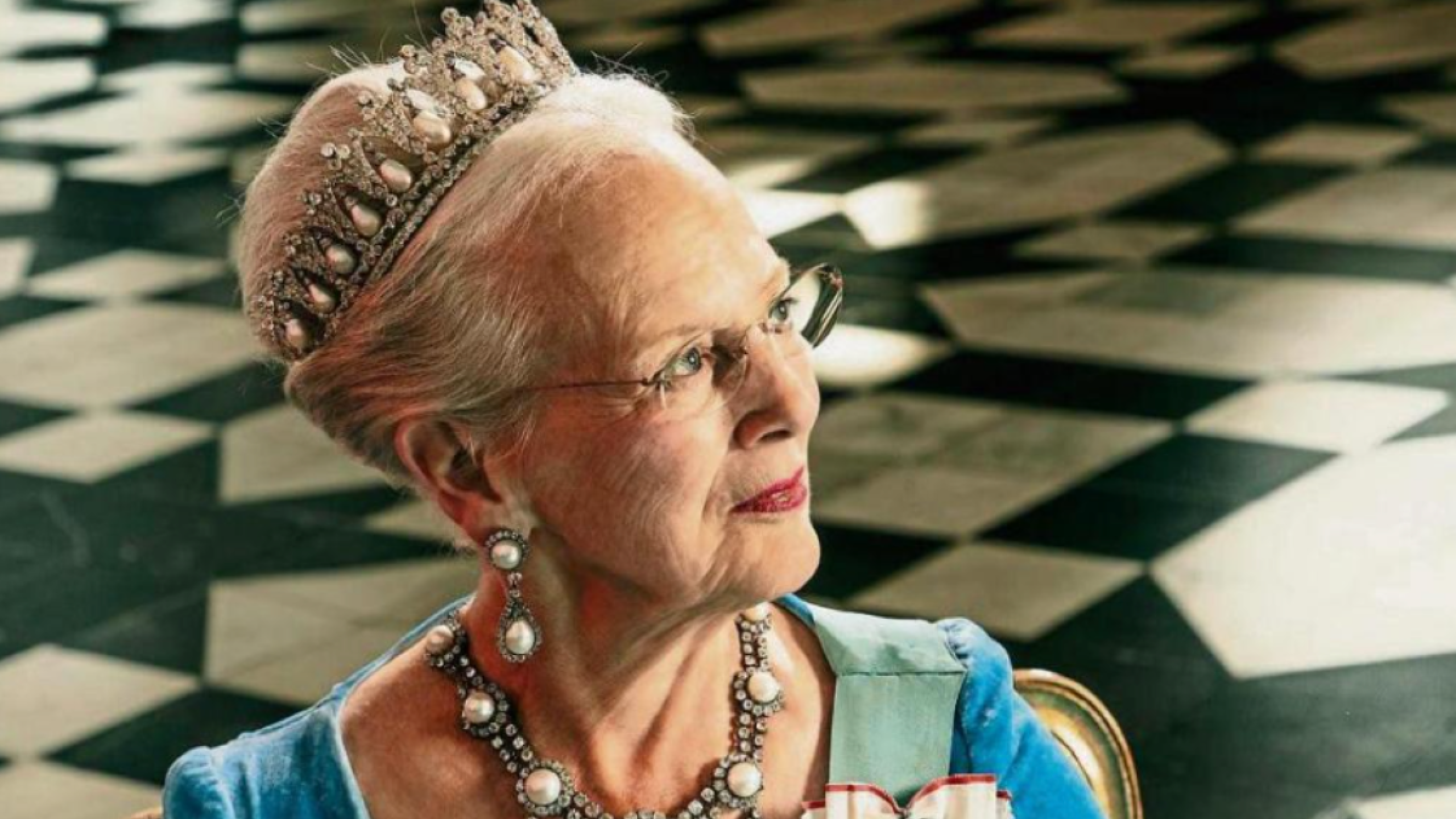 Reina Margarita ll de Dinamarca al hospltal