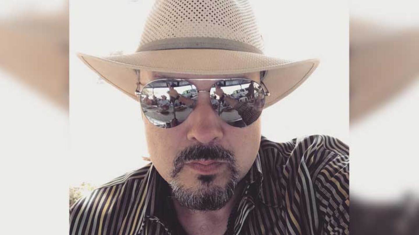 El intérprete hizo caso omiso a los comentarios que recibió.