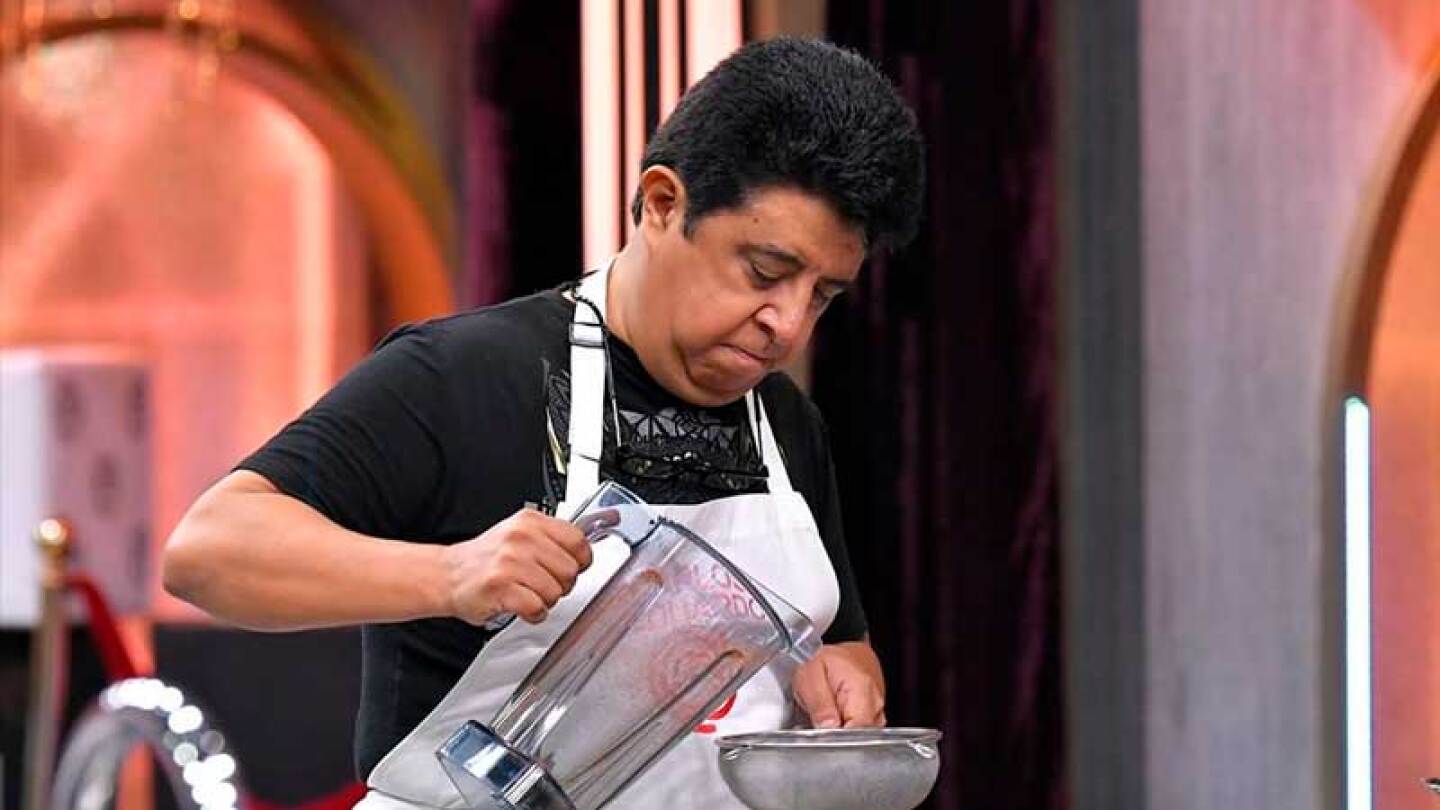 Carlos Eduardo Rico es el nuevo eliminado de MasterChef Celebrity