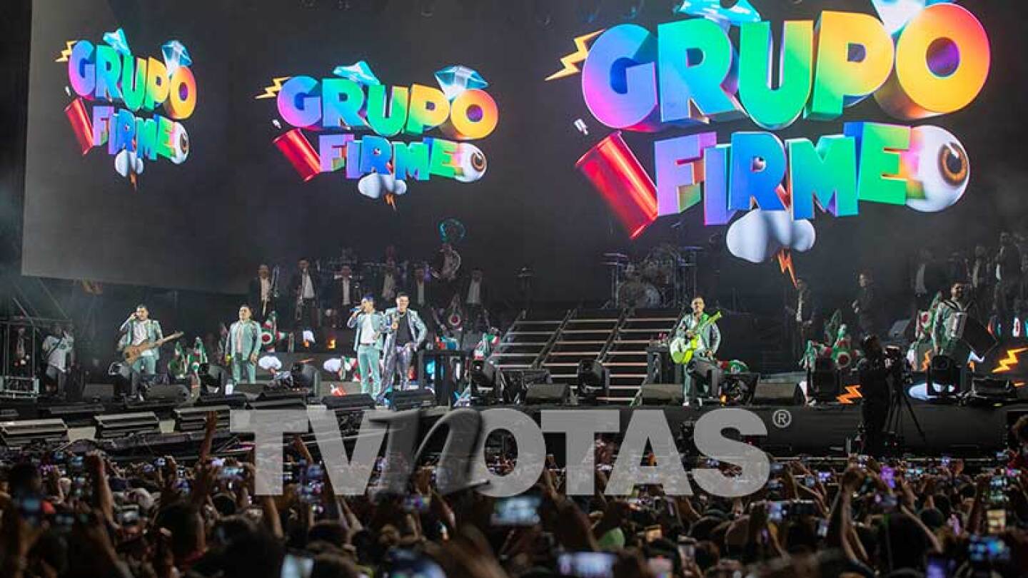 Grupo Firme recibió criticas en redes sociales