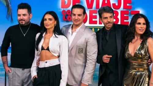 Eugenio Derbez con su familia en la premier de 'De viaje con los Derbez'