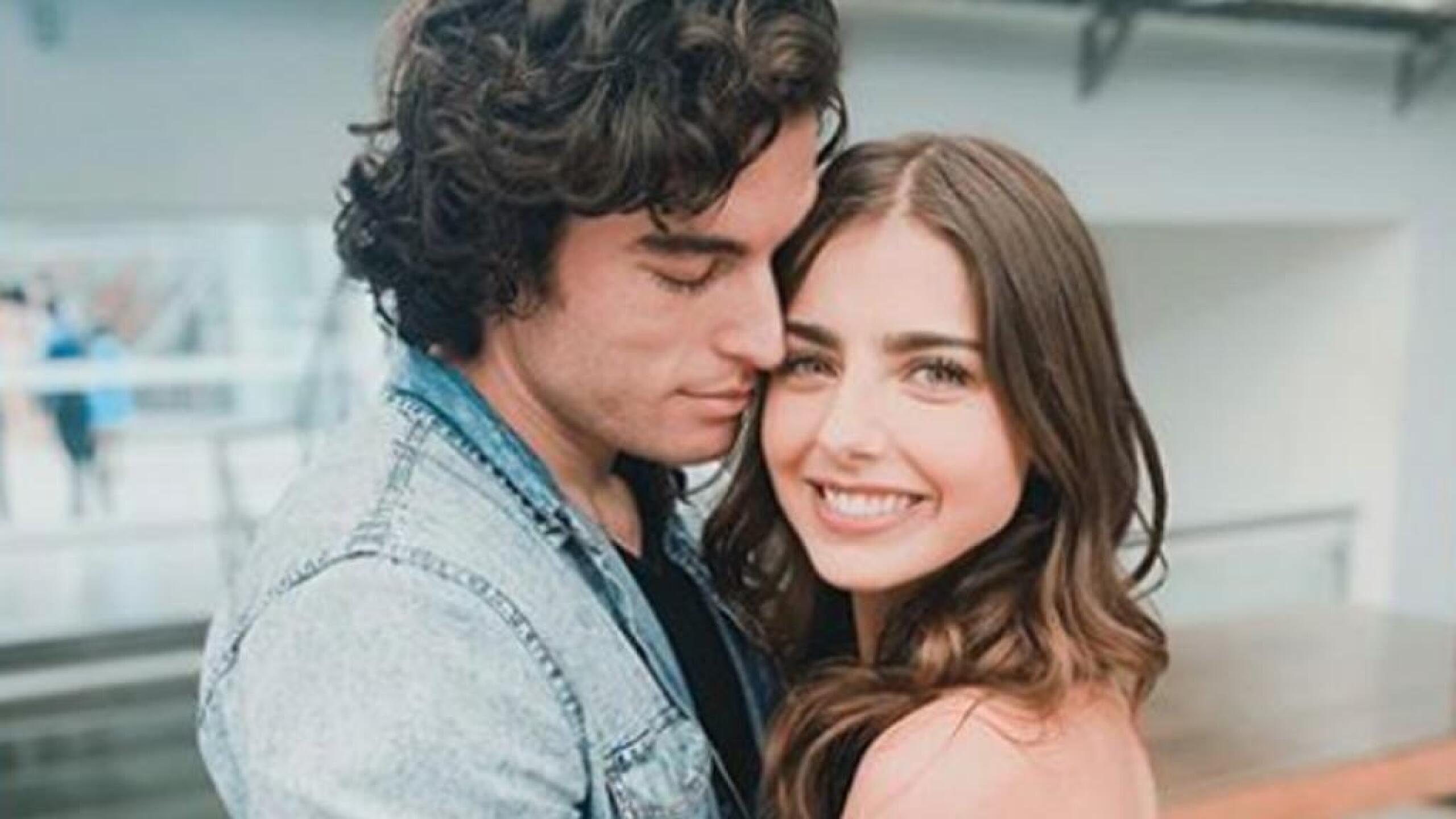 Michelle Renaud está disfrutando al máximo su relación con su novio Danilo Carrera.