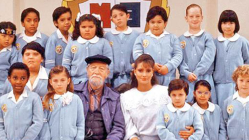 Hija de Adriana Laffan rinde emotivo homenaje con trend de Bad Bunny