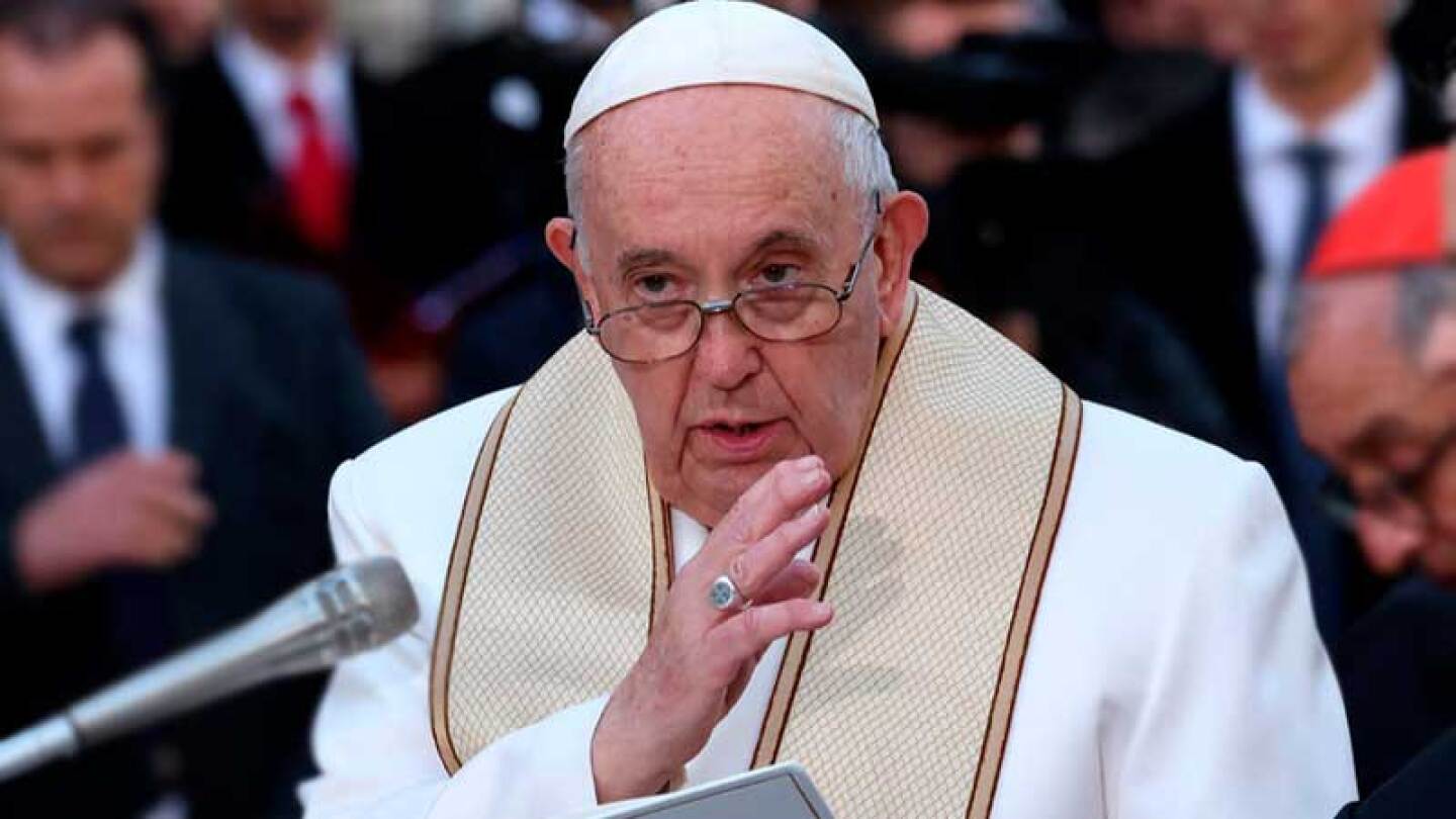 El papa Francisco ha tenido que usar silla de ruedas