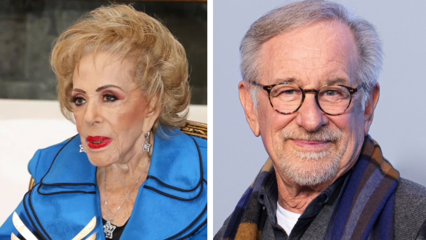 Silvia Pinal y Steven Spielberg.png