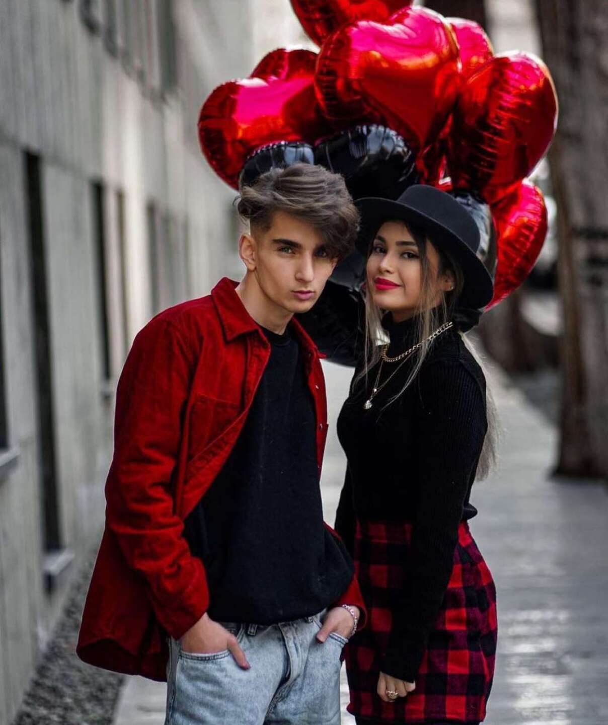 Dictan 10 años de prisión a pareja de influencers por bailar en un video en calles de Irán