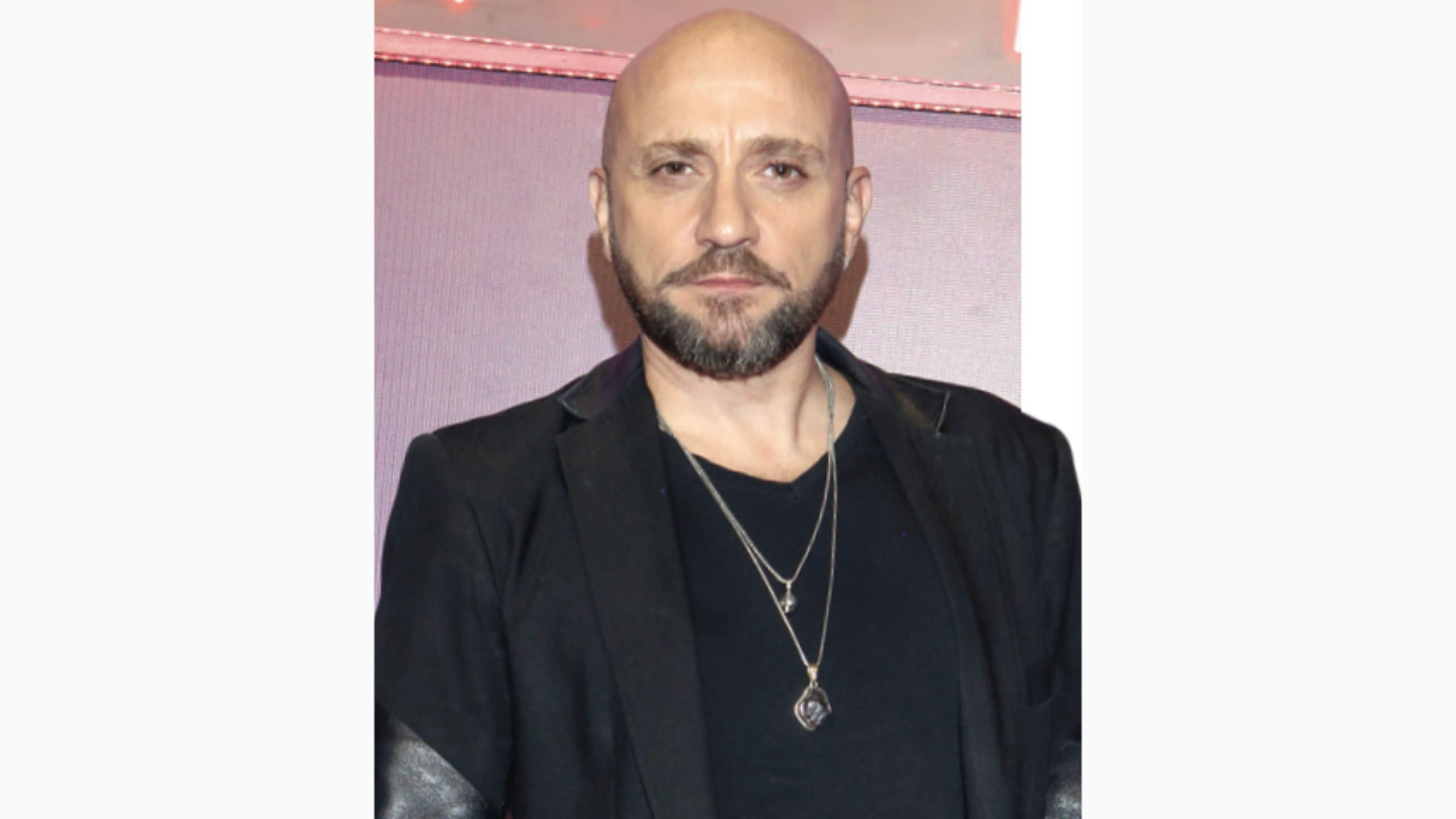 Dario Ripoll Actor de 'Vecinos' abandona su primera obra como productor y lo tachan ...