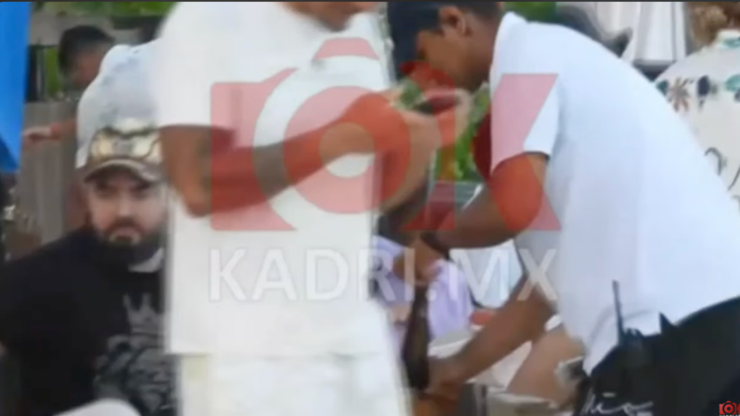 José Eduardo Derbez inicia el 2024 con una fiesta inolvidable en Cancún