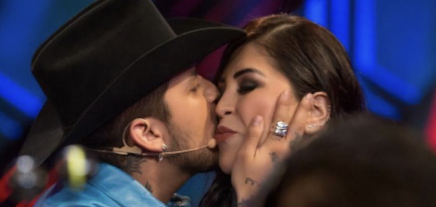 Christian Nodal y su mamá