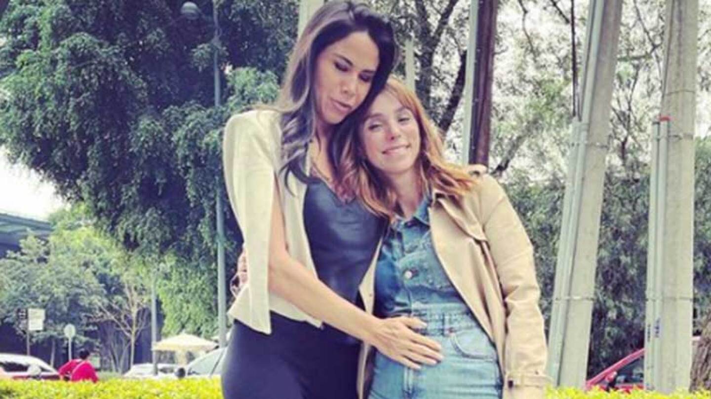 Paola Rojas revela por accidente el nombre de la bebé de Natalia Téllez