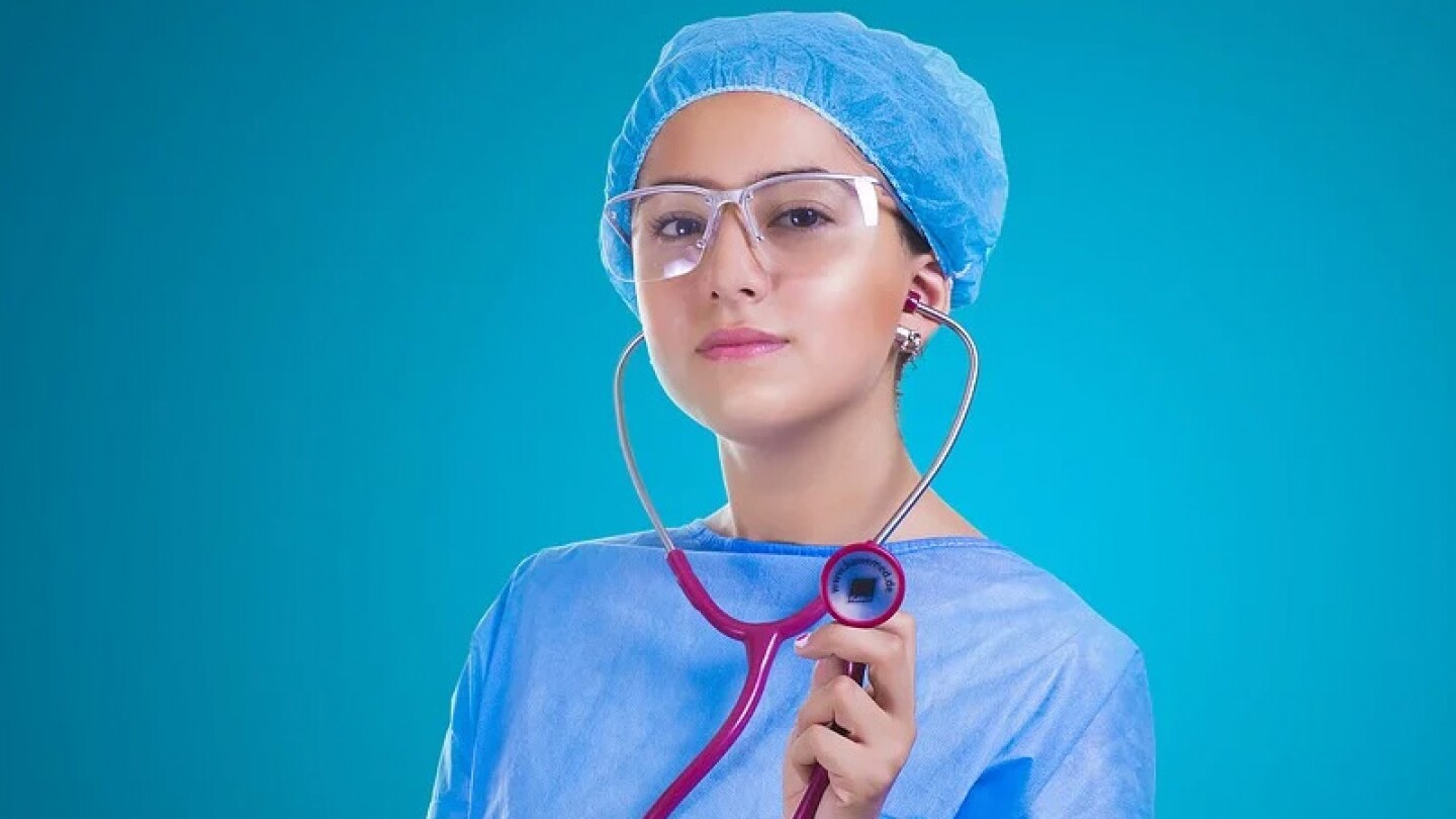 Médicos y enfermeras solicitan plan de retiro voluntario