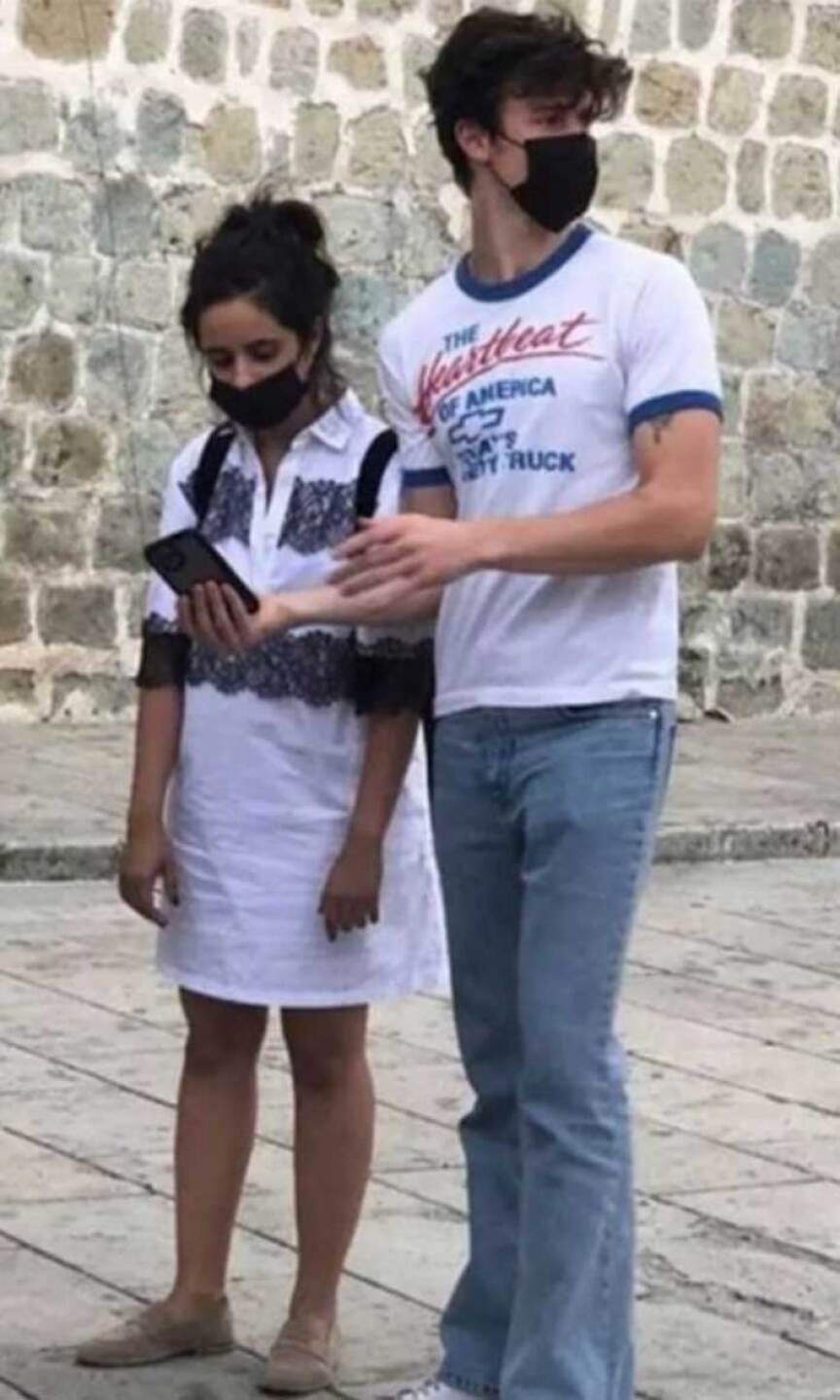 Camila Cabello y Shawn Mendes viven su amor en Oaxaca.
