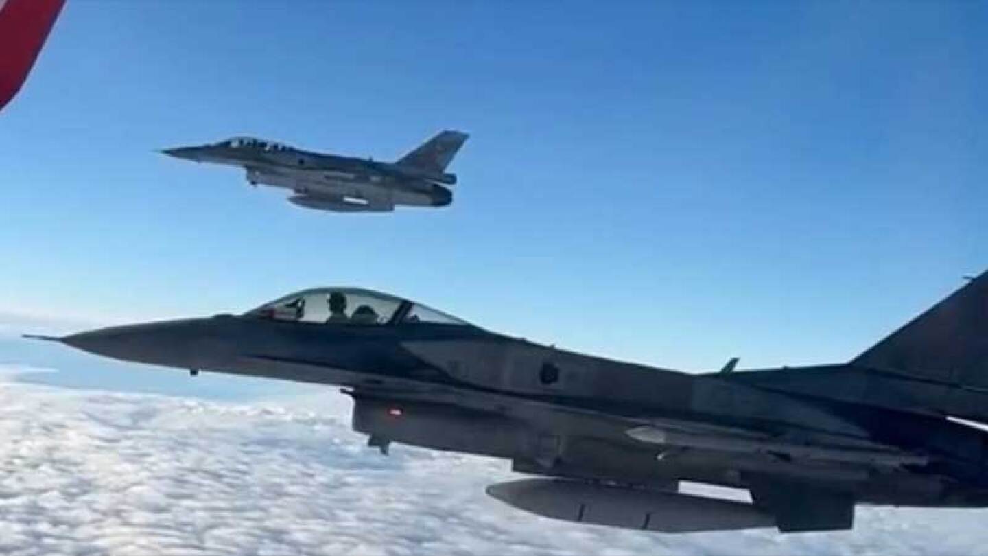 Selecicón de Polonia llegó íntegra a Qatar