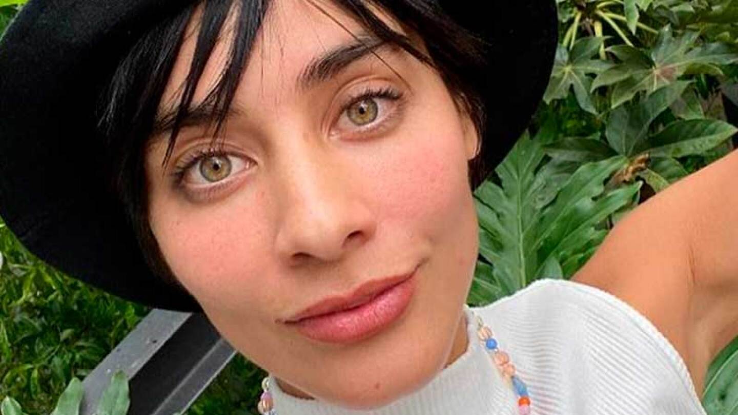 Esmeralda Pimentel publica foto con misterioso galán ¿nuevo novio?