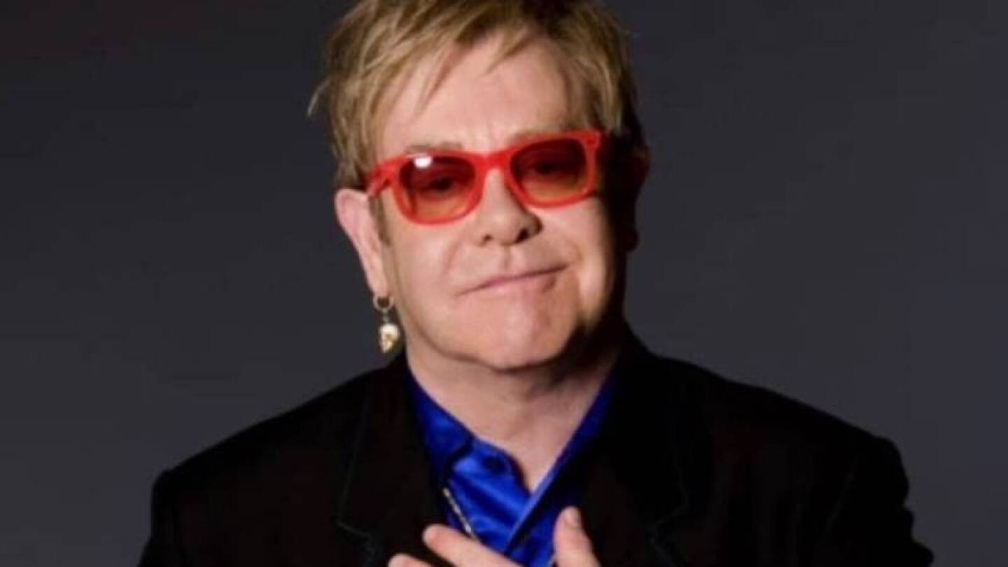 Elton John positivo a Covid