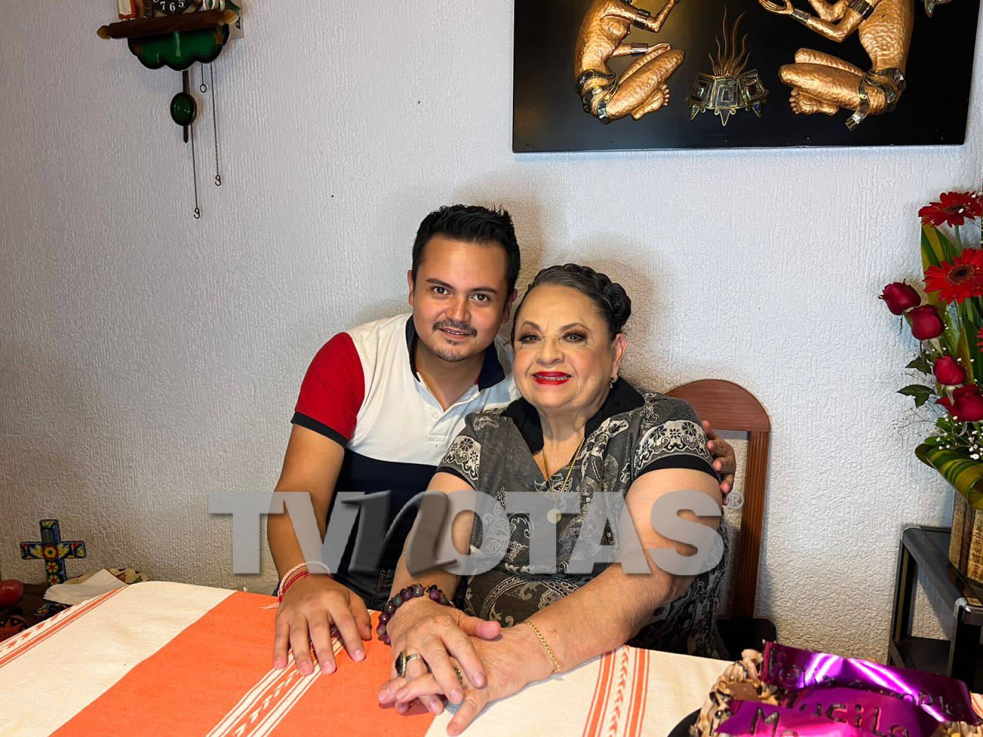 Lucila Mariscal cumpleaños festejo