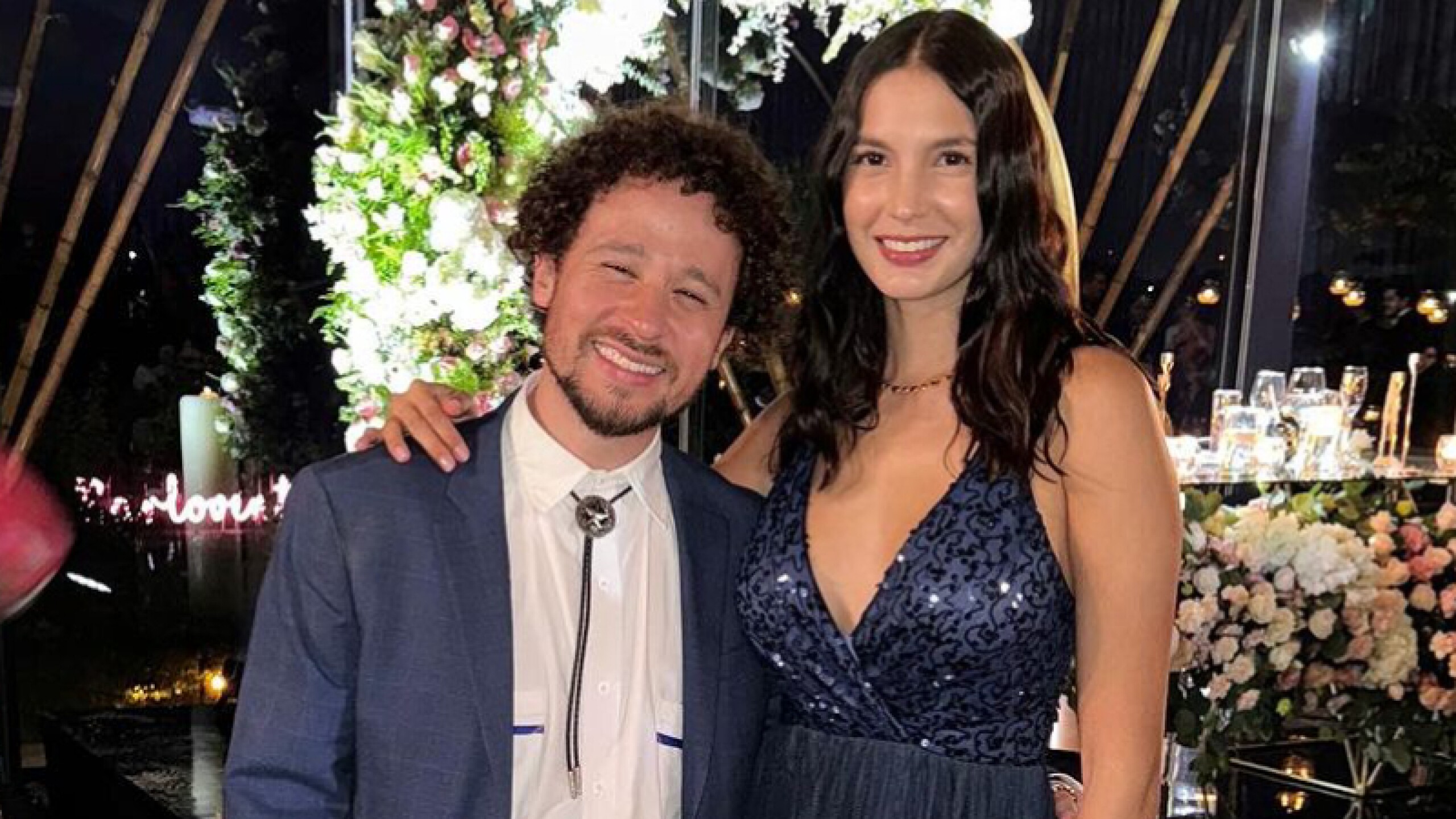Novia de Luisito Comunica sobrevive a incendio