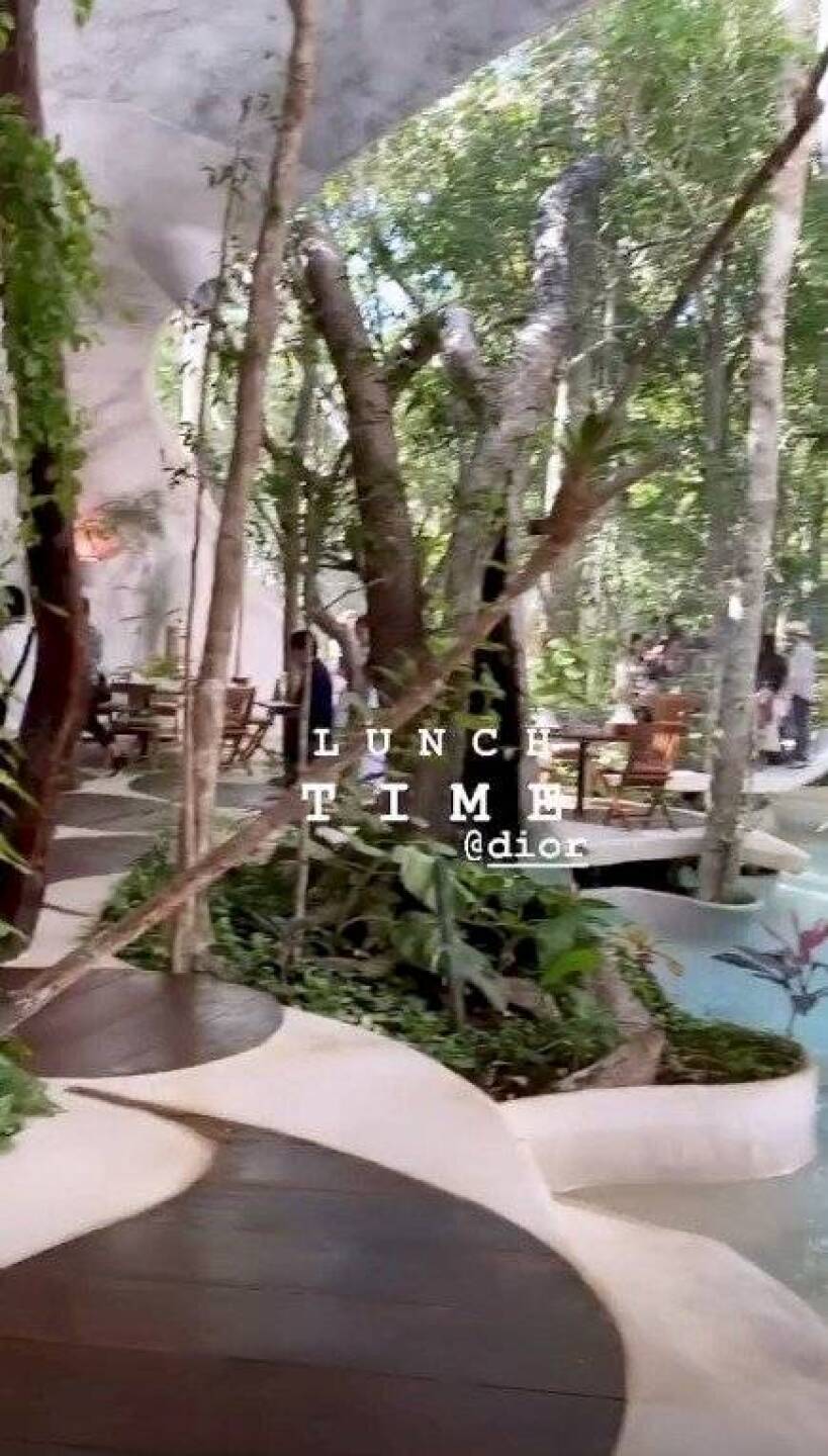 Instagram @michellesalasb