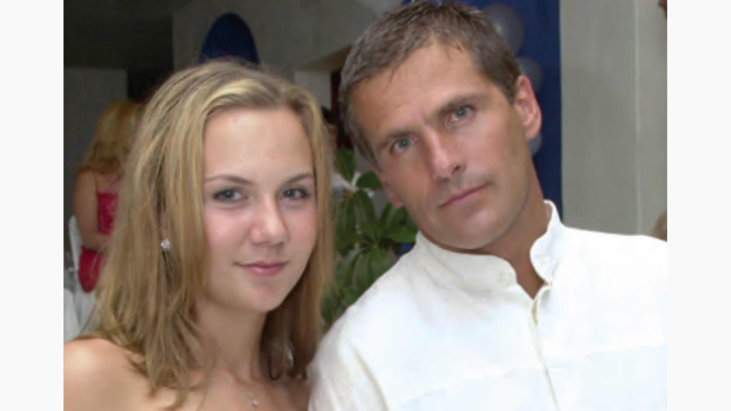 Héctor Soberón lleva más de 20 años de pelea con su ex Michelle Vieth.png