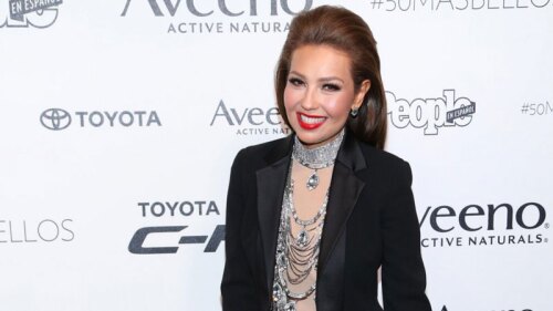 Con un look impresionante, Thalía dedicó emotivas palabras a sus seguidores.