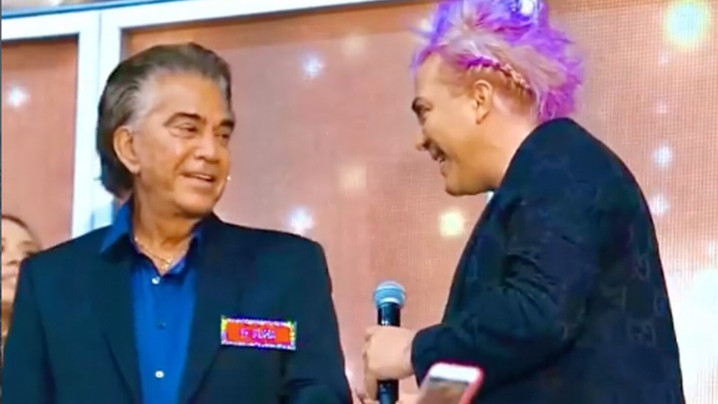 Cristian Castro le hace pasar un momento incómodo a 'El Puma' en televisión