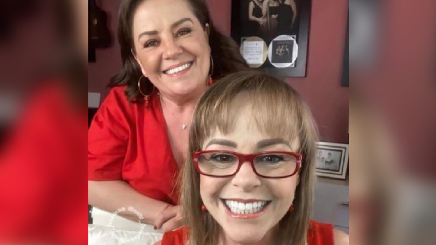 Isabel y Maite Lascurain.