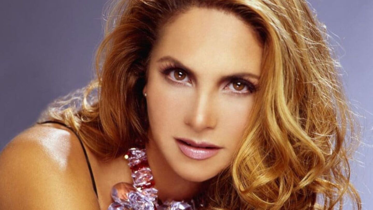 Lucero reacciona a las recientes declaraciones de su hija Lucero Mijares