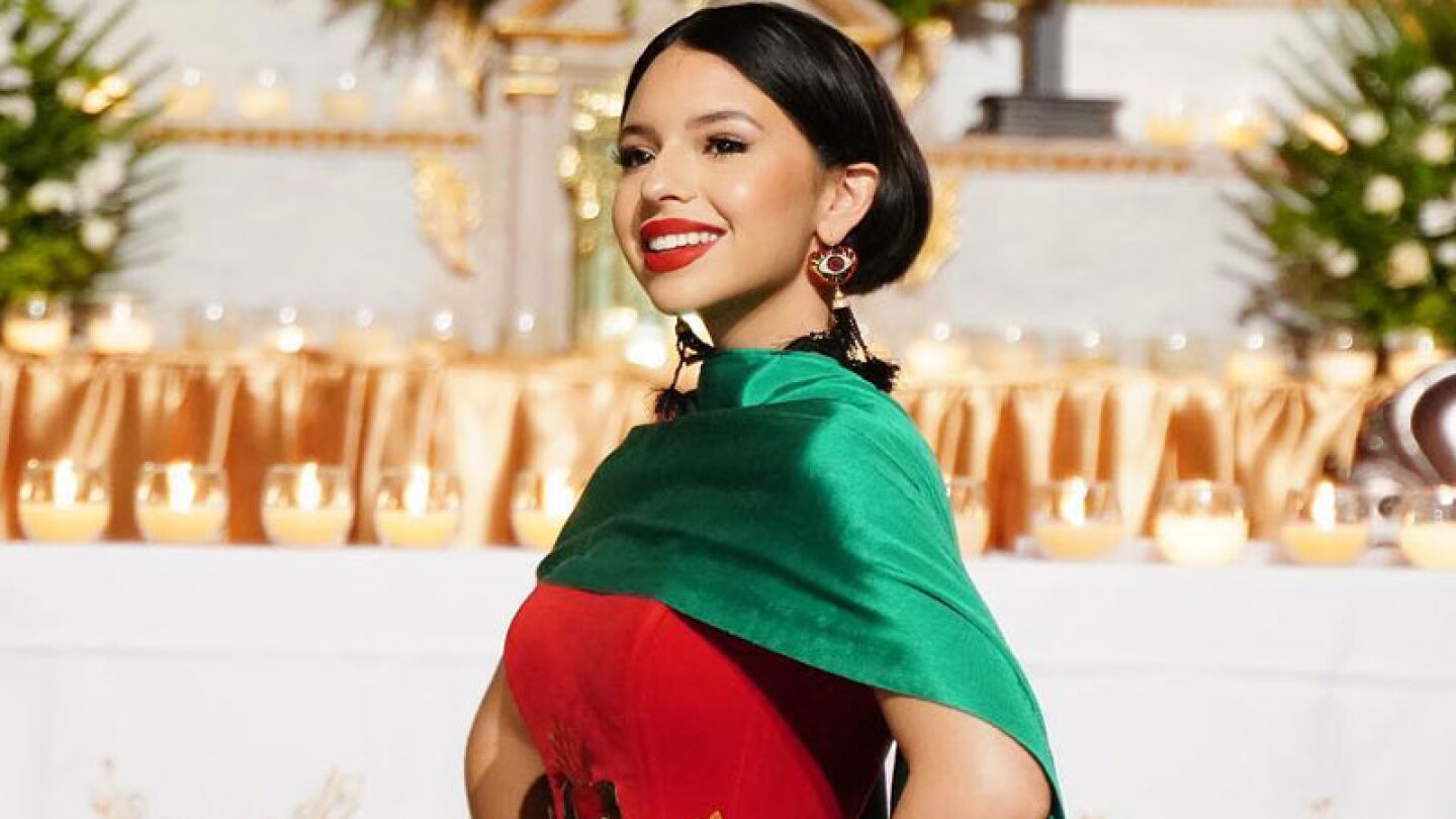 Pepe Aguilar revela nuevo proyecto de Ángela Aguilar