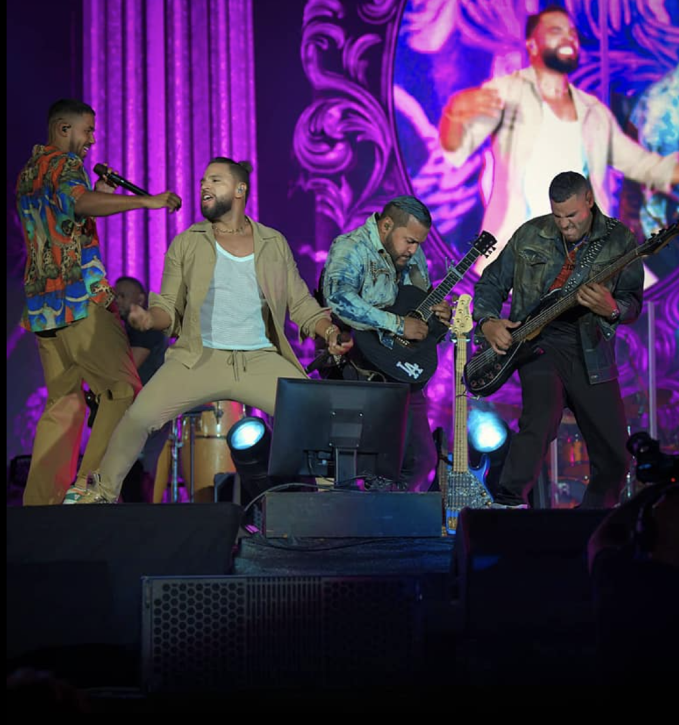 Romeo Santos y Aventura anuncian gira para este 2024