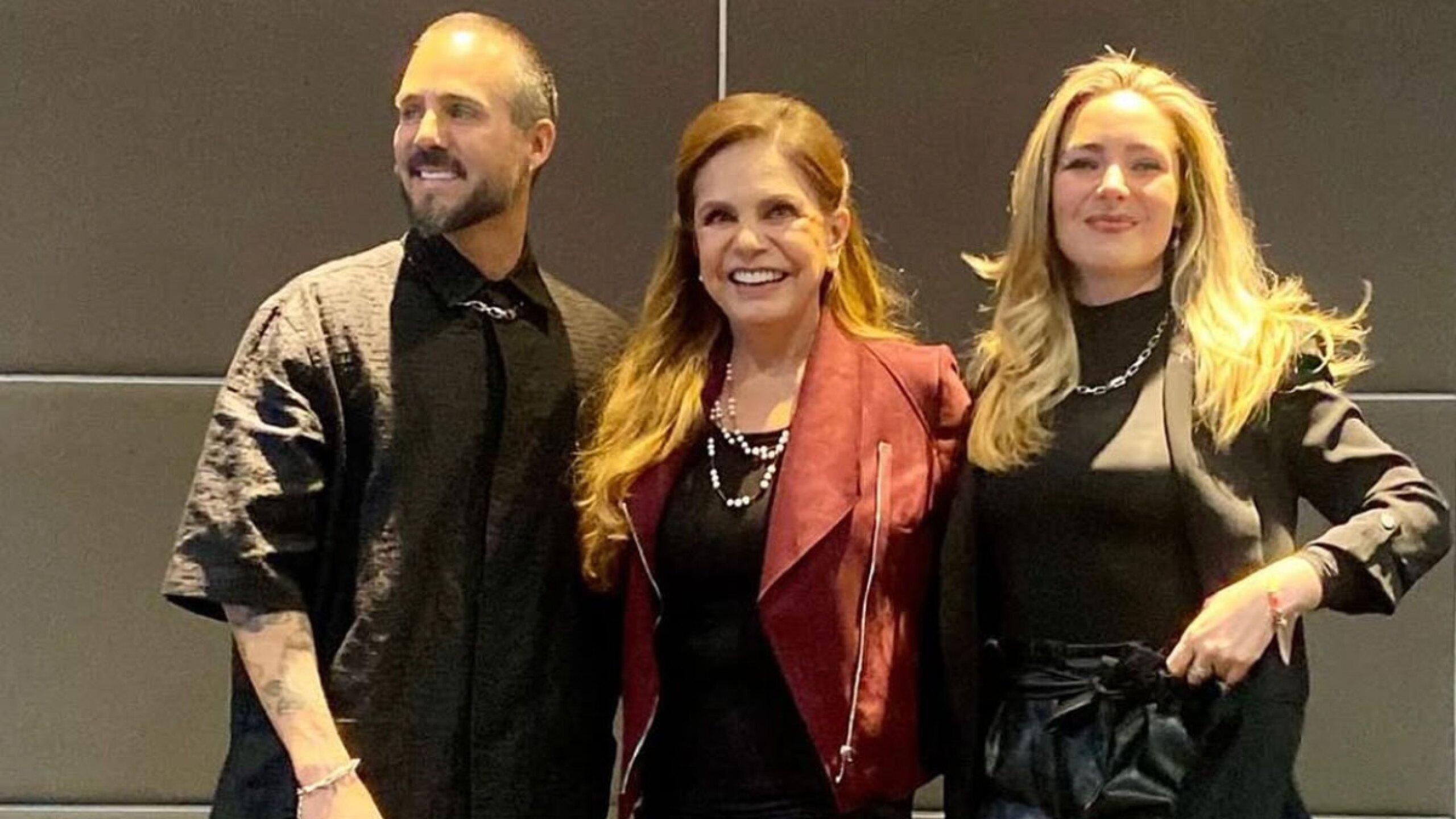 José Ron, Rosy Ocampo y Ariadne Díaz Papás por conveniencia